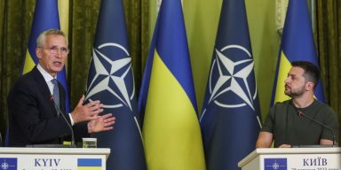 B.Ζελένσκι: «Θα ενταχθούμε στο NATO μόνο μετά τη νίκη μας στον πόλεμο»