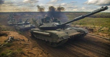 Ουκρανία: «25.000 Ρώσοι στρατιώτες προσπαθούν να εισβάλουν στο Τσασόβ Γιαρ»