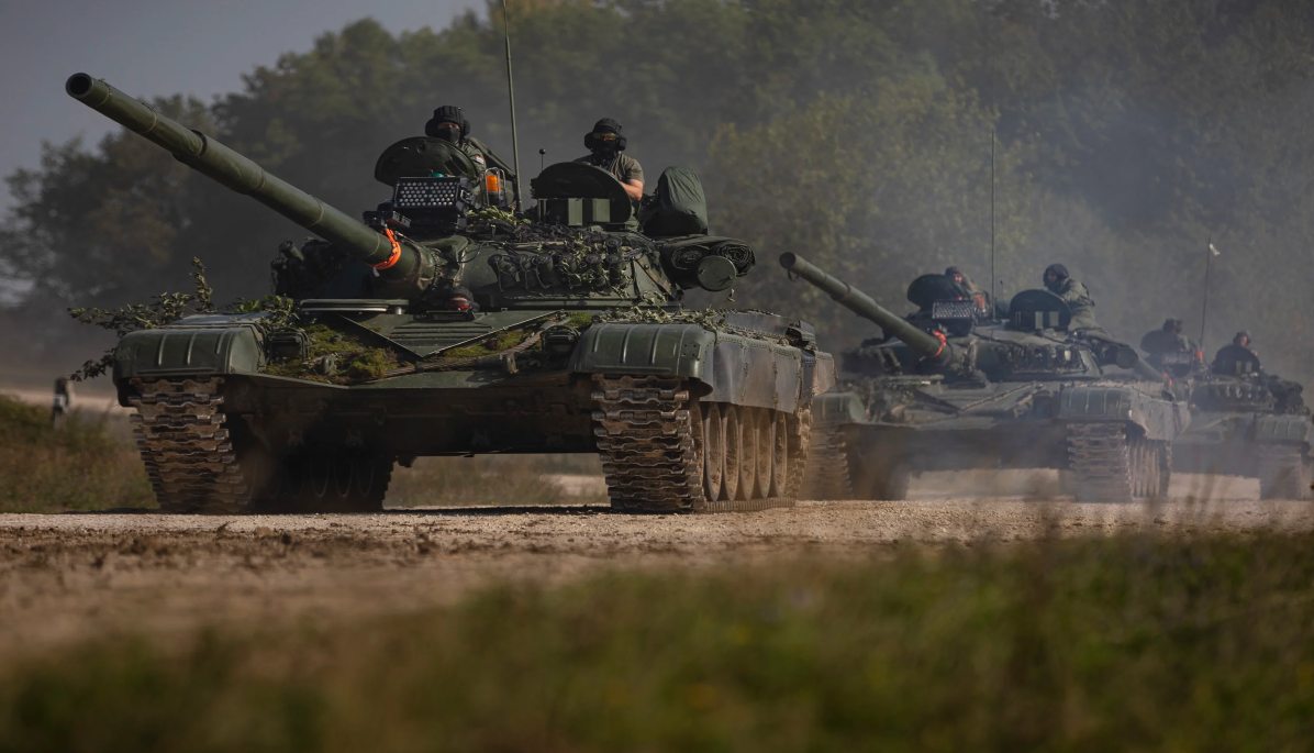 Ukrainian front collapsing - Kharkiv offensive inevitable