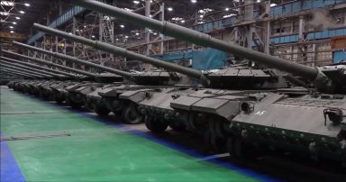 Ηλεκτροσόκ στο Κίεβο: Η Μόσχα ρίχνει στην μάχη εκατοντάδες άρματα μάχης Τ-80 με drone jammer – Αναβιώνει το πρόγραμμα του «Μαύρου Αετού»; (vid)