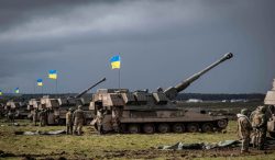 Άνοιξαν οι αποθήκες οπλισμού σε Γερμανία και Πολωνία: ΗΠΑ και Βρετανία μεταφέρουν τεράστιες ποσότητες όπλων στην Ουκρανία για το νέο ΝΑΤΟϊκό Στρατό