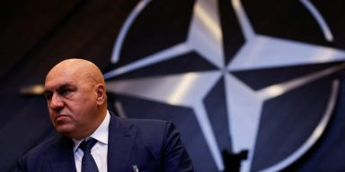 Σφοδρή επίθεση του Ιταλού ΥΠΑΜ: «Ο γραμματέας του NATO δεν αποφασίζει την γραμμή όλων των υπολοίπων»