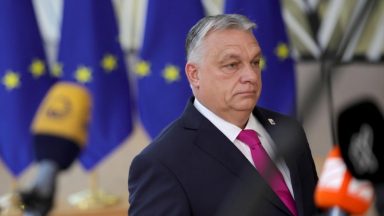 Η ΕΕ απειλεί τον Β.Ορμπάν: Διορία δύο μηνών στην Ουγγαρία για να ακυρώσει τον νόμο «περί προστασίας της εθνικής κυριαρχίας»