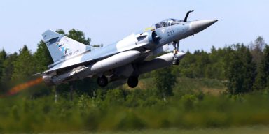 Συνέντευξη Ε.Μακρόν: Θα δώσουμε Mirage 2000-5 στην Ουκρανία και θα εκπαιδεύσουμε 4.500 στρατιώτες (vid)