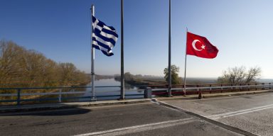 ΕΕ: «Η Τουρκία δεν εφαρμόζει από το 2020 τη συμφωνία επανεισδοχής των παράτυπων μεταναστών»