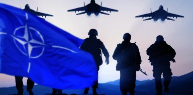 ΝΑΤΟ και ΗΠΑ προς Ουκρανία: “Ασφάλισε τον εναέριο χώρο για να μπουν ΝΑΤΟϊκές δυνάμεις – Κτύπα στόχους σε βάθος 300 χλμ εντός Ρωσίας” (vid)