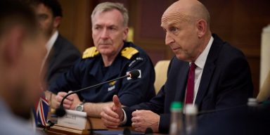 Ο νέος Βρετανός Υπουργός Άμυνας υποσχέθηκε πυρομαχικά, συστήματα πυροβολικού και πυραύλους στην Ουκρανία